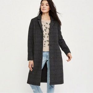 Abercrombie Wool Dad Coat in Dark Gray Plaid